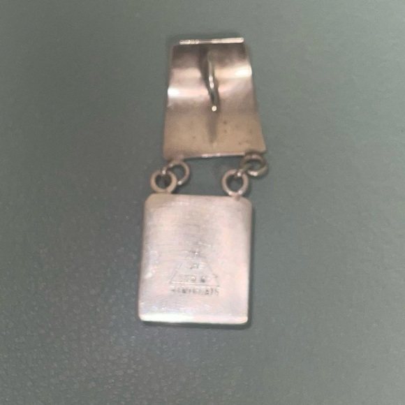 MANYGOATS Signed Native American Turquoise Inlay Necklace Pendant - Picture 6 of 10